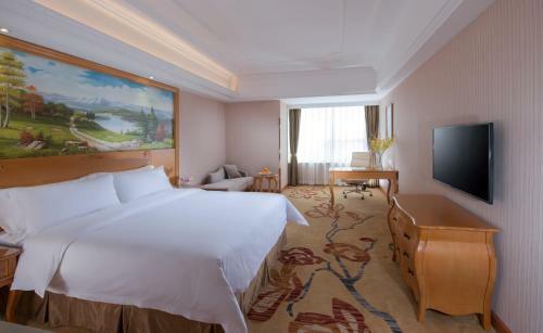 Vienna Hotel Jingxi Zhongshan Park