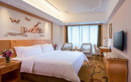 Vienna Hotel Jingxi Zhongshan Park
