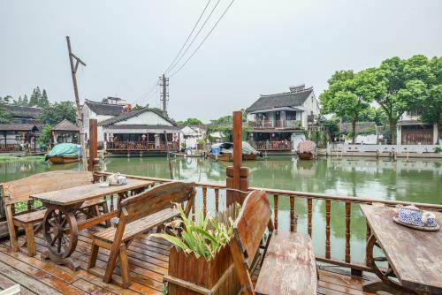 Guanshuiyi River Side Apartment