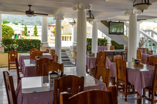 Hotel Centro Turistico Neily