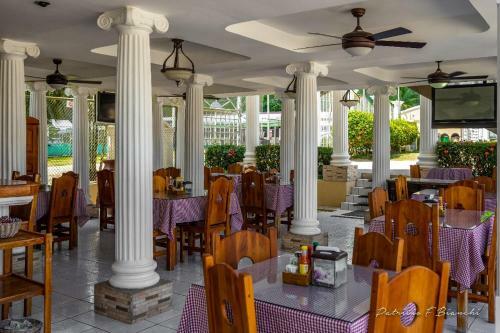 Hotel Centro Turistico Neily
