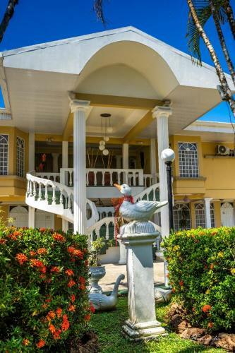 Hotel Centro Turistico Neily