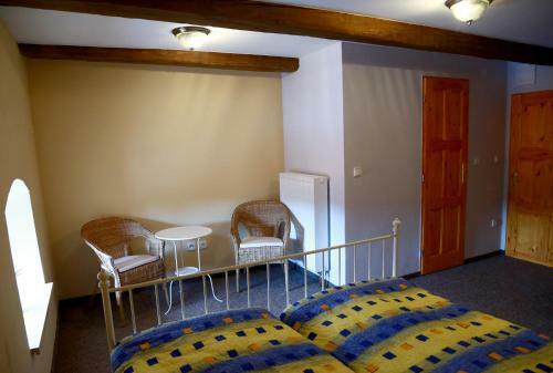 Hostal Z�mek Libou?