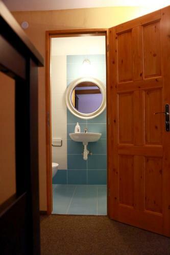 Hostal Z�mek Libou?