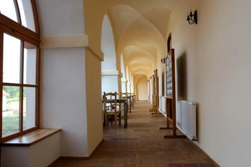 Hostal Z�mek Libou?
