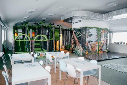 Hotel Mon�nec Nov� Javorka