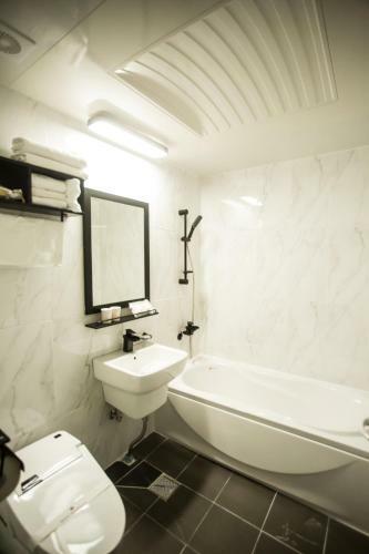 Gallery Tourist Hotel