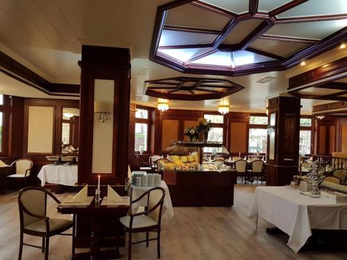 Bed & Breakfast Hotel Waldschl��chen
