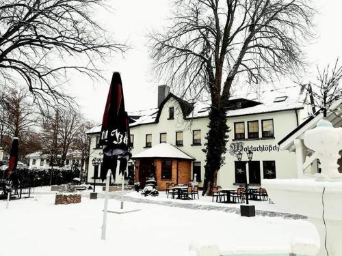 Bed & Breakfast Hotel Waldschl��chen