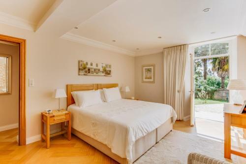 Araujuzon Villa Sleeps 14 Pool Air Con Wifi