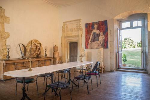 Bed & Breakfast Chateau De Champdolent