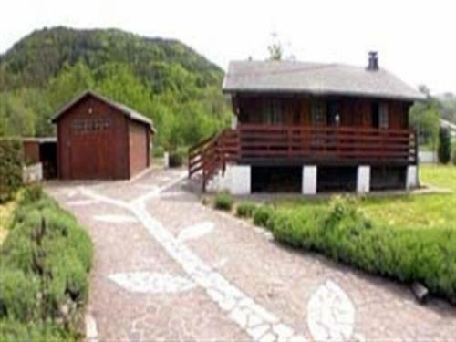 House Agreable Chalet A Proximite Du Lac Chambon