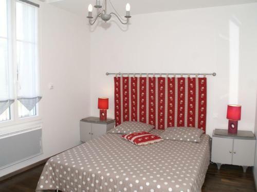 Holiday Home In Gondrecourt-le-chateau With Pool
