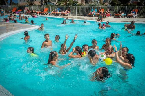 Camping Sunissim La Clape 4* By Locatour