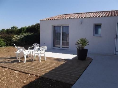 House Maison De Pays T4 Dans Le Quartier De La Nozi�re