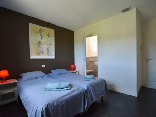 Cozy Villa In Montbrun-des-corbieres With Private Pool