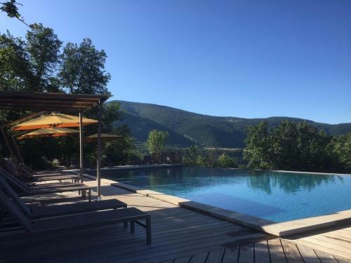 Les Lodges De L' Osclaye