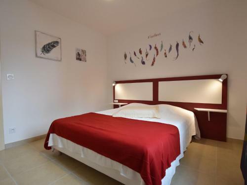 Quaint Villa In Montmeyan With Private Garden