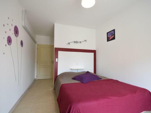 Quaint Villa In Montmeyan With Private Garden