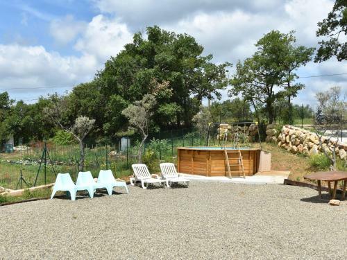 Quaint Villa In Montmeyan With Private Garden