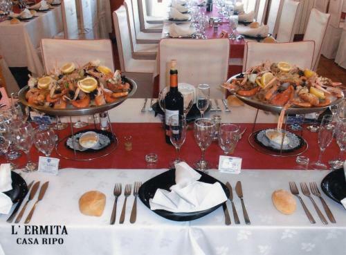 Hotel L'ermita Casa Ripo