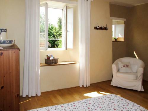 Holiday Home La Capelini�re (mdc100)