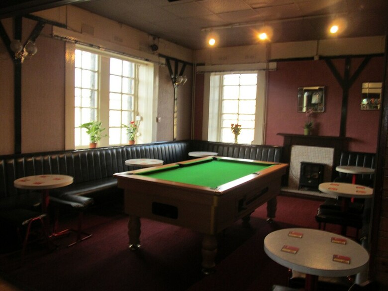 Douglas Hotel