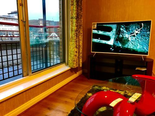 Apartamentos Glasgow City Centre Flat With River Views And Parking