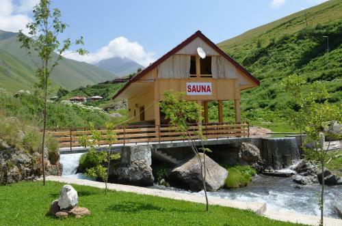Hostal Juta Guest House