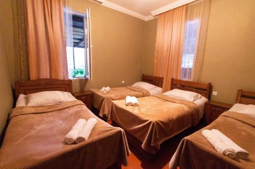 Hostal Guest House Chela