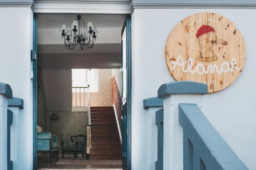 Hostal Alamar Surf House