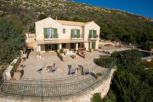 Fanies Villa Sleeps 8 Pool Air Con Wifi