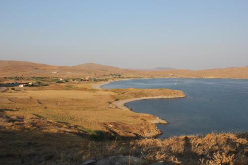 Evgatis Beach Stone Villas