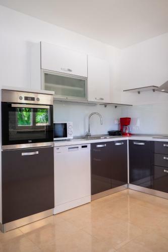 Apartment Mirna