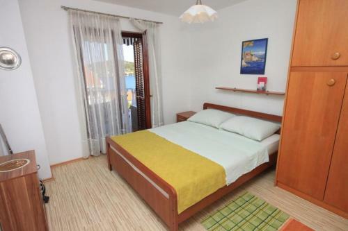Apartments By The Sea Kali, Ugljan - 8202