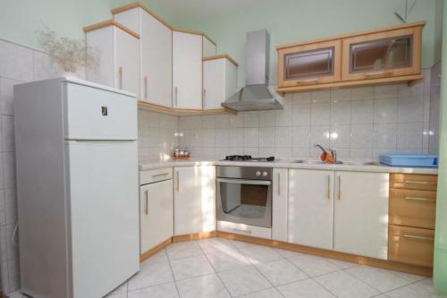 Apartments By The Sea Mrljane, Pasman - 8463