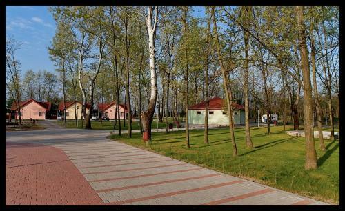 S�rk�ny Apartman, S�rk�ny Wellness �s Gy�gyf�rd?