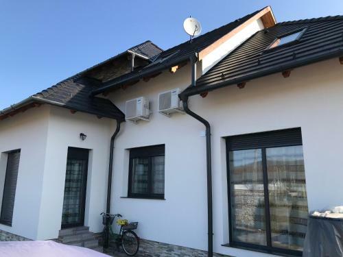 Hostal Gy?ri Vend�gh�z