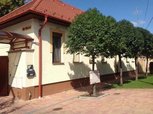 Hostal �regt�lgy Panzio