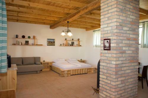 Hostal �denkert Vend�gh�z