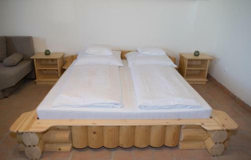 Hostal �denkert Vend�gh�z