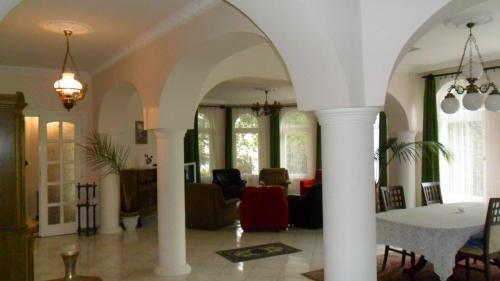 Hostal Villa G�rd�na G�rdony