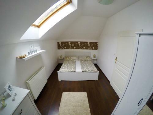 Apartamento �kszerdoboz A Budai V�r Alatt