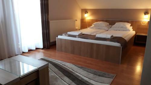 Hostal Csipkeh�z Apartman
