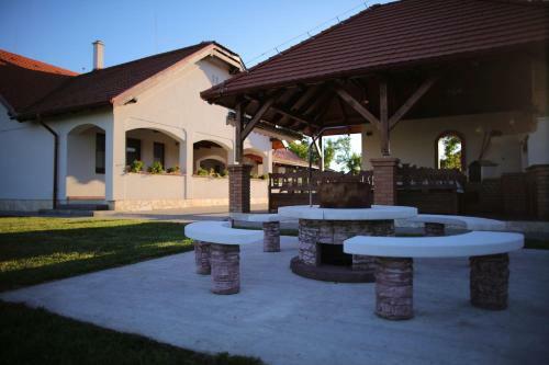 Hostal Csaronda Vendegh�z