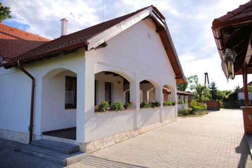 Hostal Csaronda Vendegh�z
