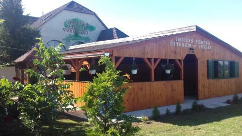 Bed & Breakfast Kisdi�fa Panzi� �s Vend�gl?
