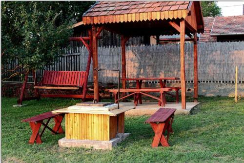 Csipk�s Apartmanh�z