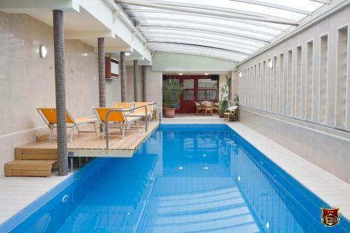 Hotel Toldi Fogad�