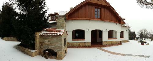 Hostal Madar�sz Vend�gh�z